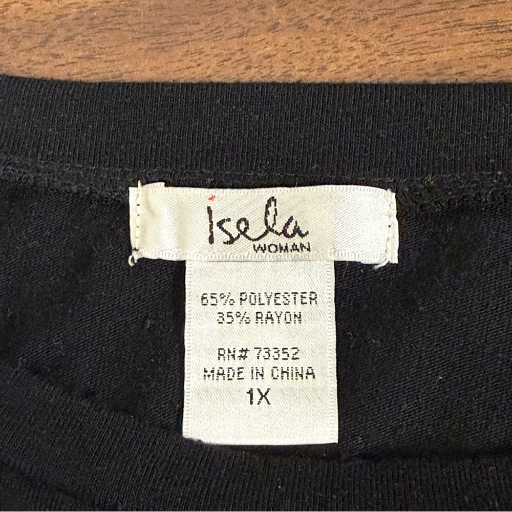 Isela Woman Black Gold Sequin Snowflake Holiday Top 1X Long Sleeve Christmas - Picture 6 of 8